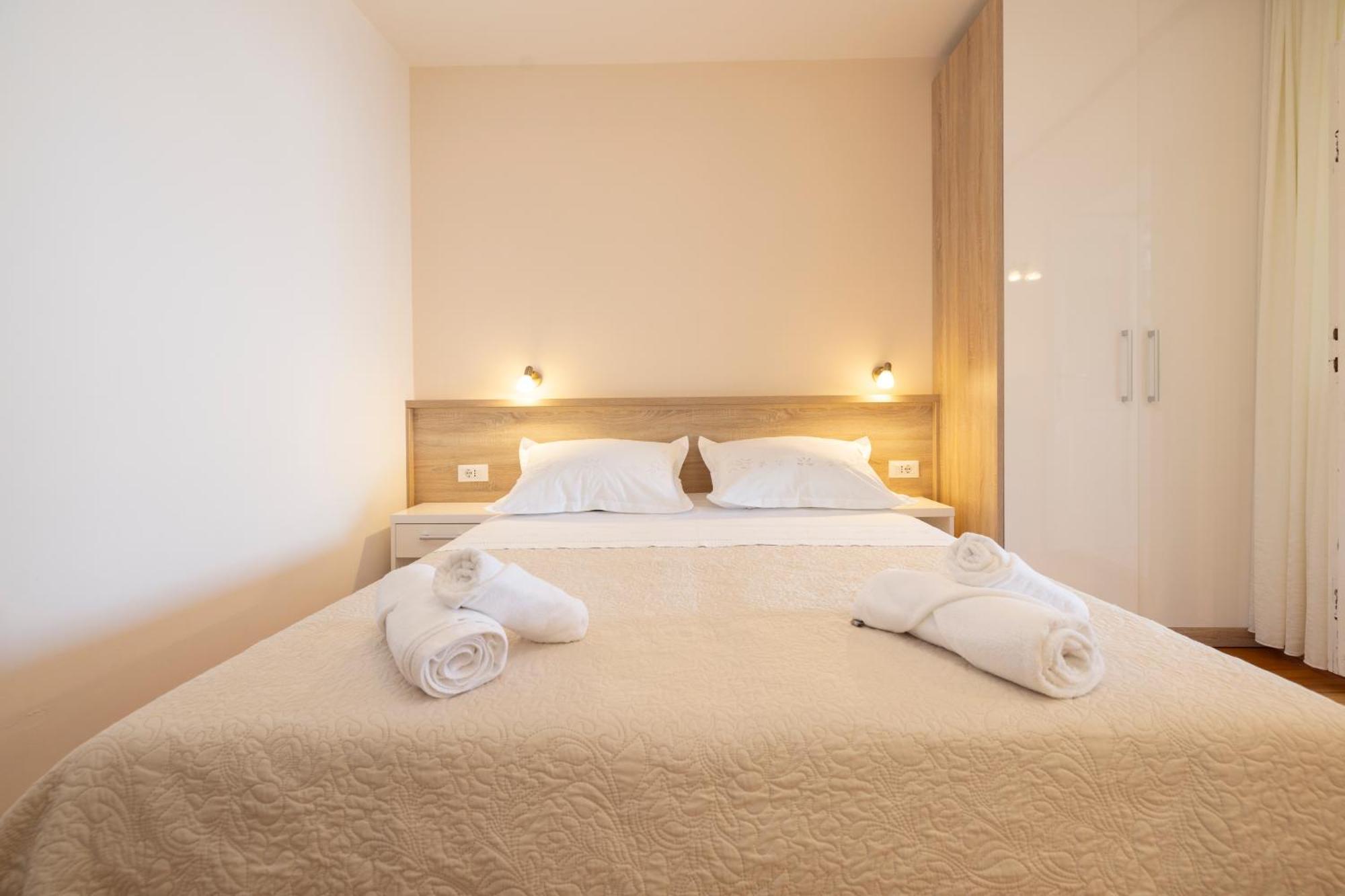 Apartmans Lale Brela Luaran gambar
