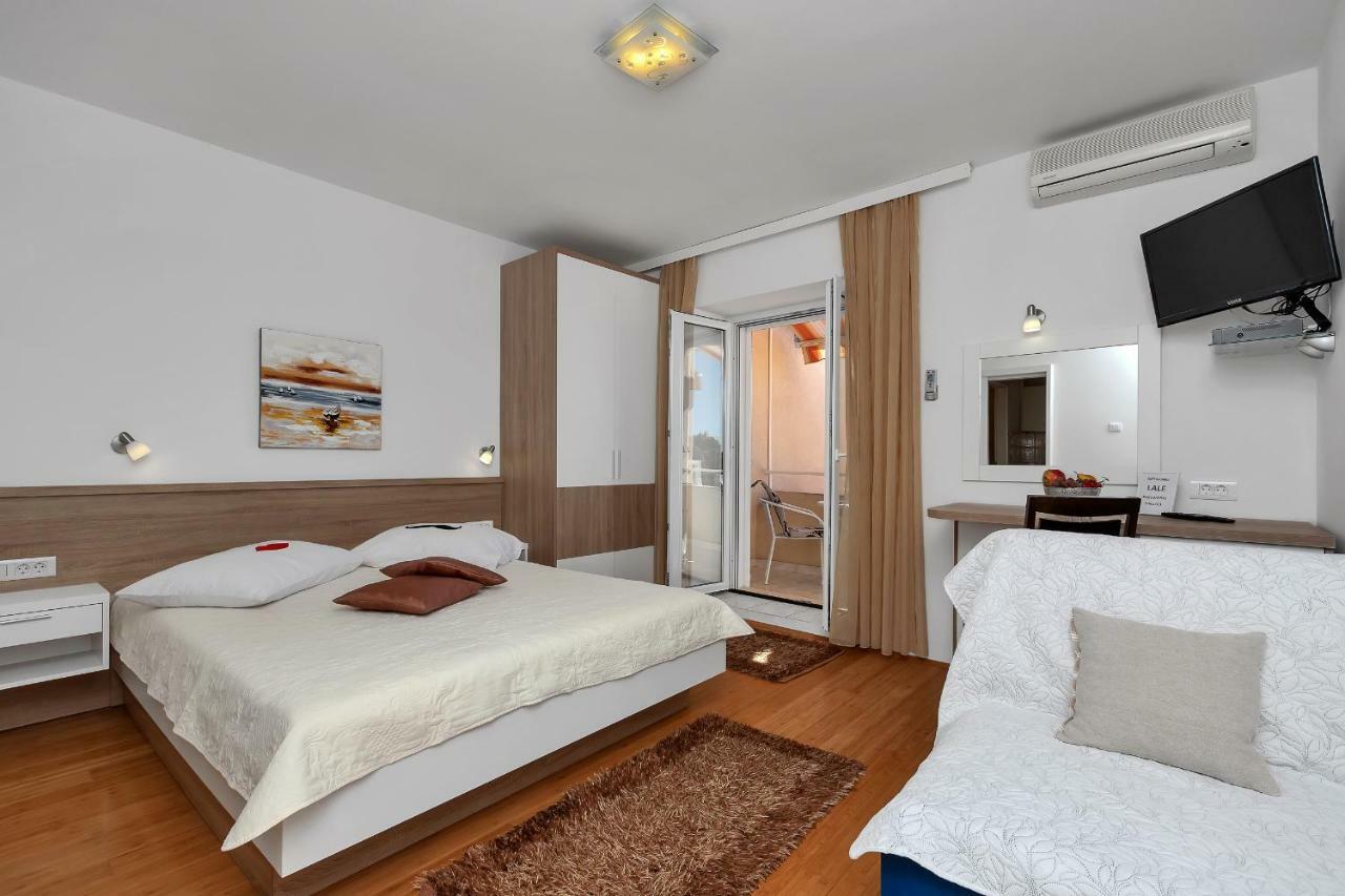Apartmans Lale Brela Luaran gambar
